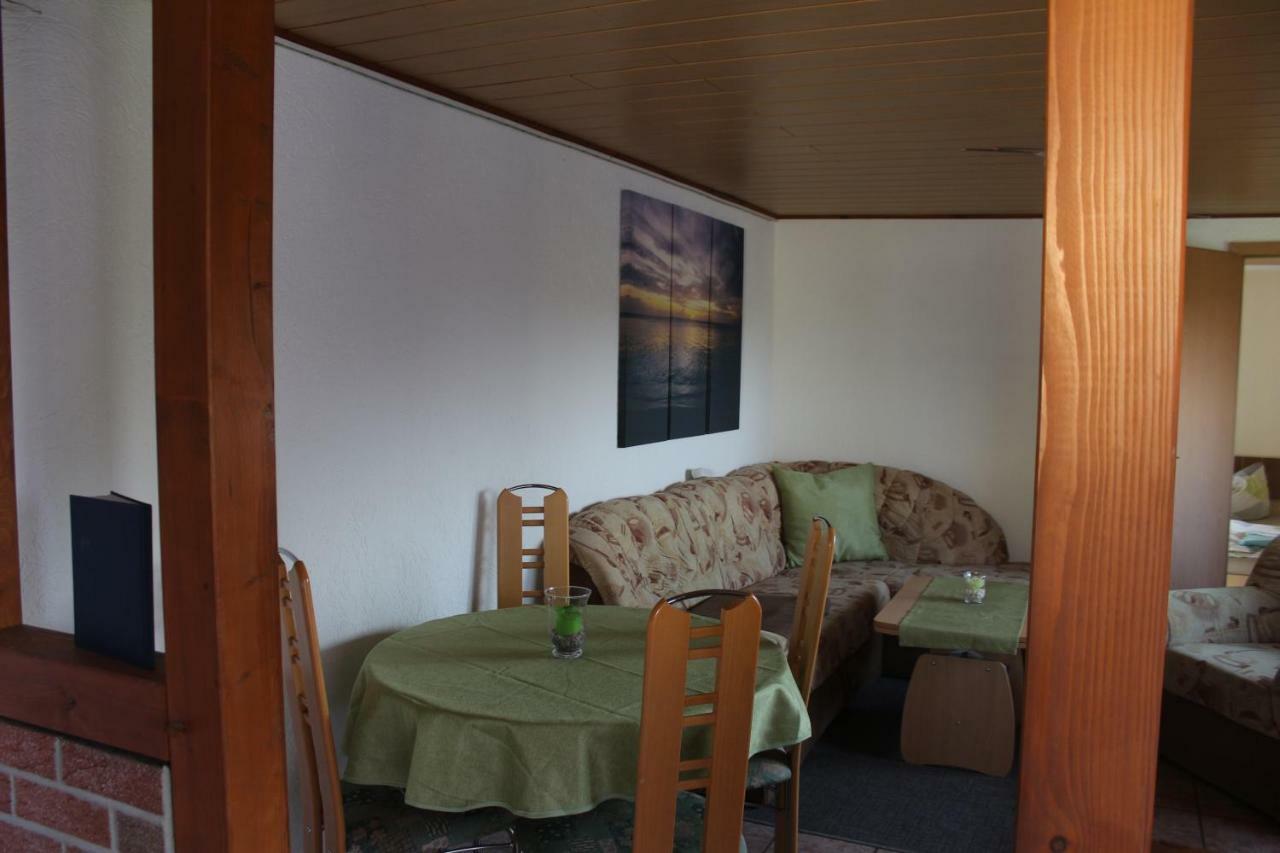 Bungalow Gross Dratow Eksteriør bilde